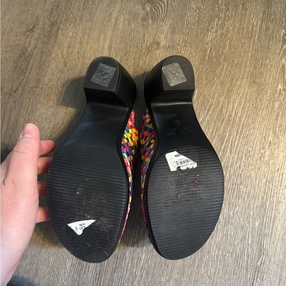 Bernie Mev Basket Weave Peep-Toe Sun Texas Rainbow - Picture 7 of 7